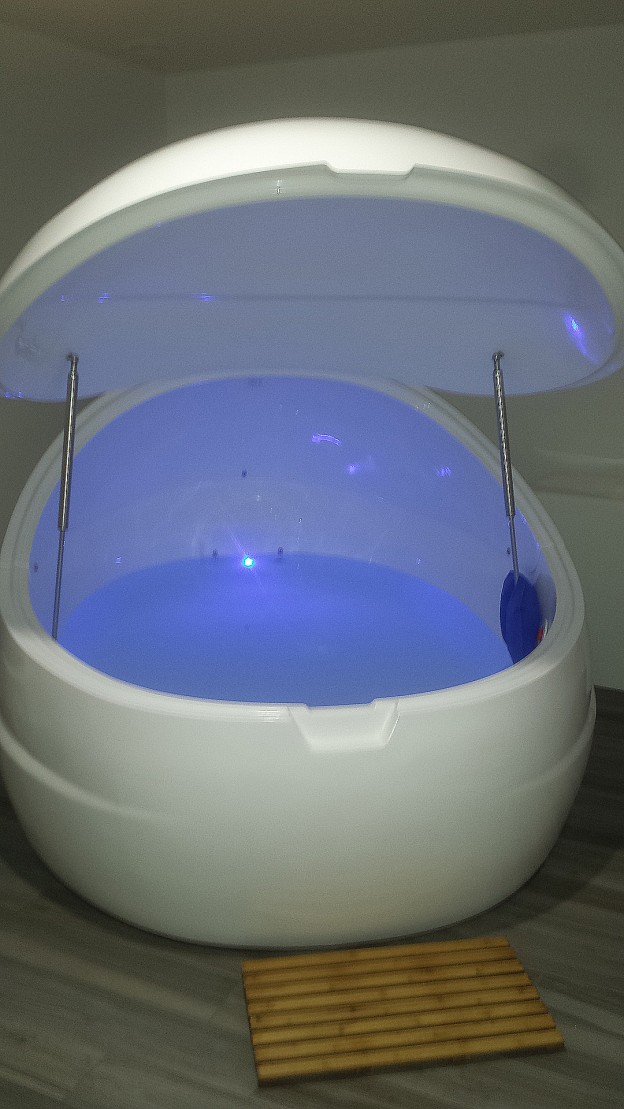 What Is Floatation Tank Therapy?