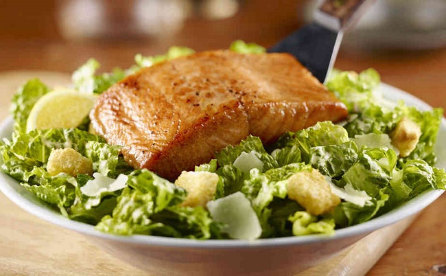 grilledsalmonsalad