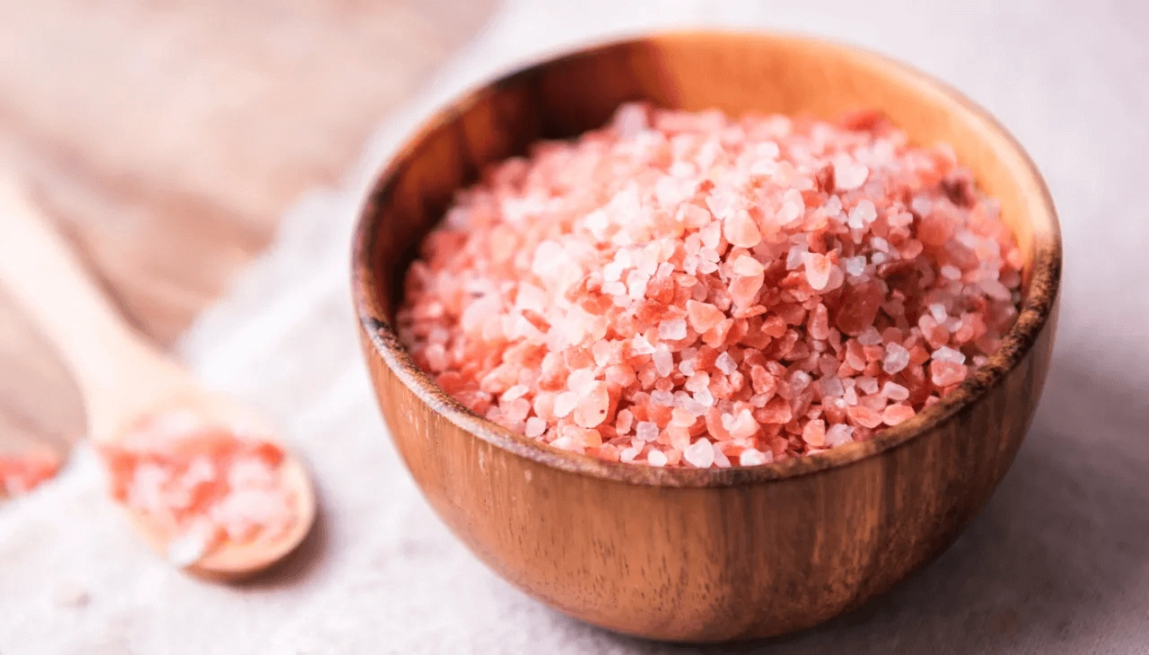 Pink Salt Weight Loss Recipe: Hydration and Energy Boost